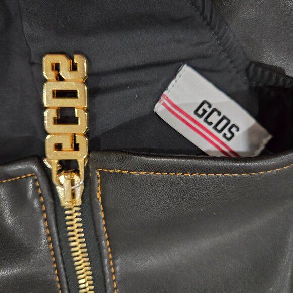 GCDS Dresses & Skirts - GCDS skirt size XS